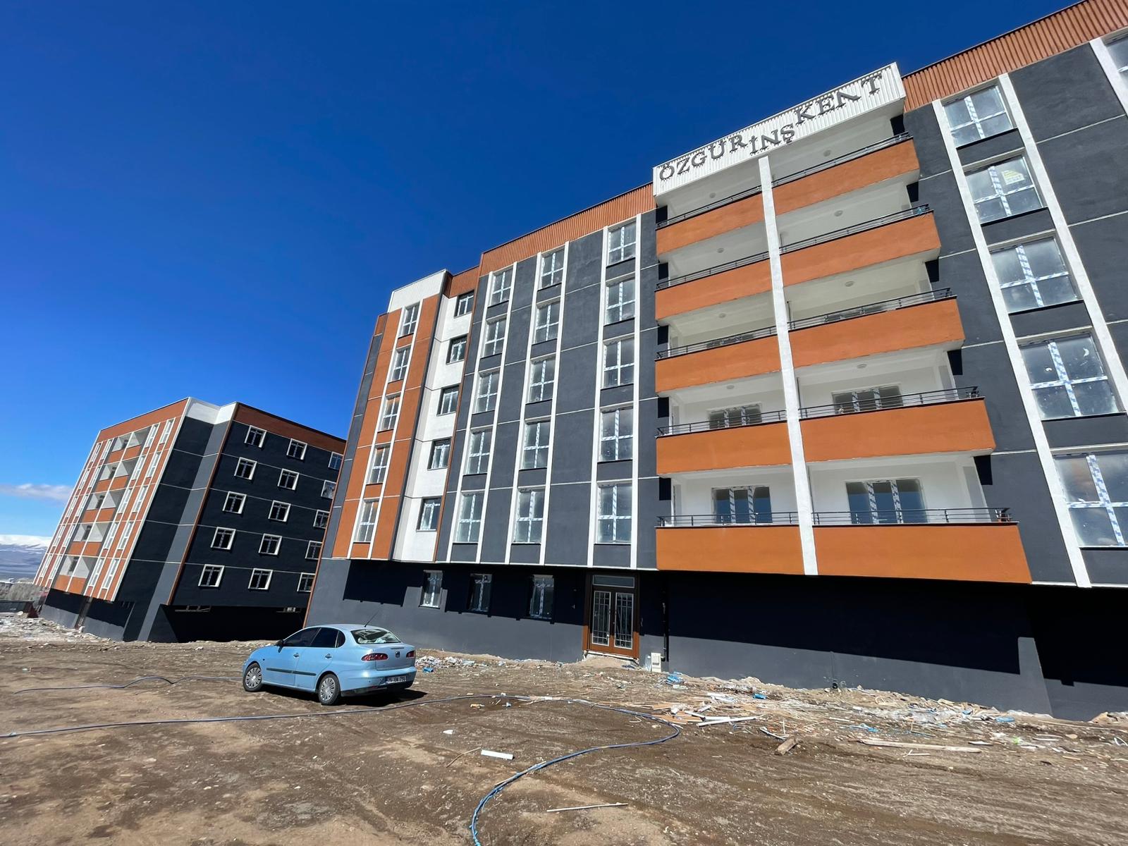 ABDURRAHMAN GAZİ'DE SATILIK 3+1 DAİRE